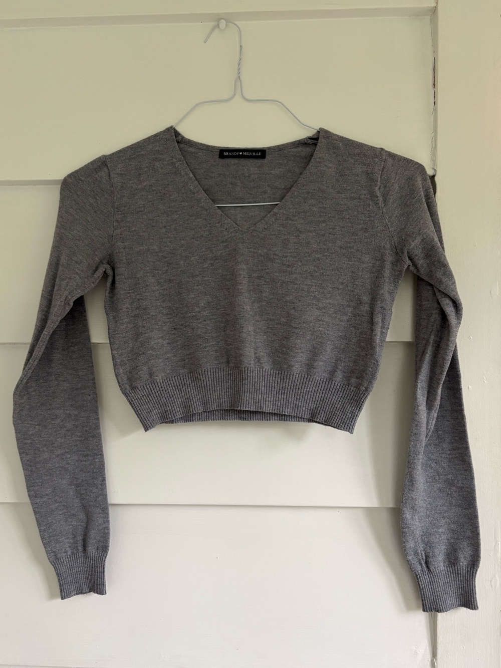Brandy Melville Cropped Gray V-Neck Sweater